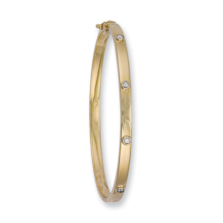 9ct Yellow Gold Hollow CZ Oval Bangle 6.0g